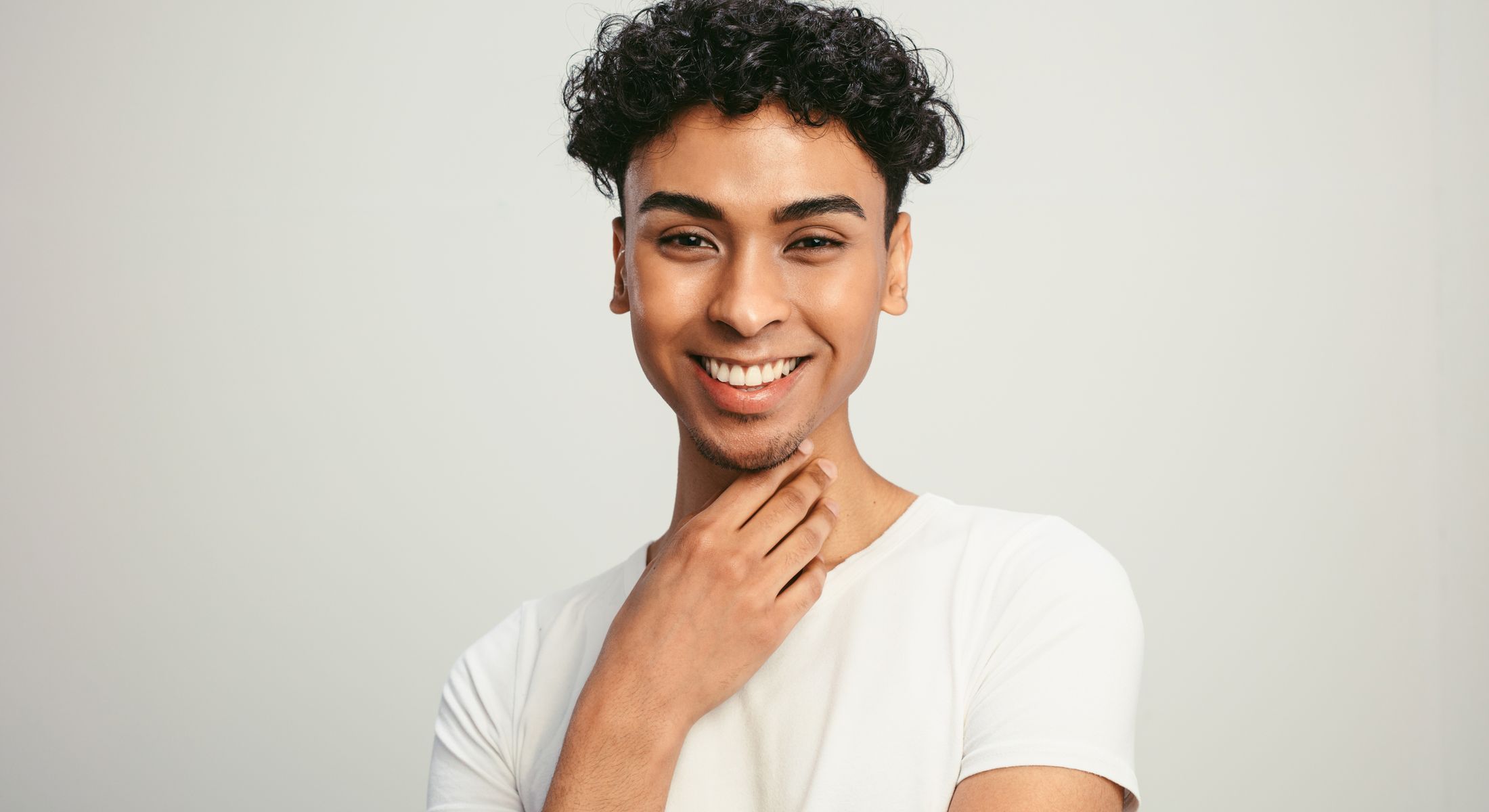 San Francisco Hair Transplant model with curly hair